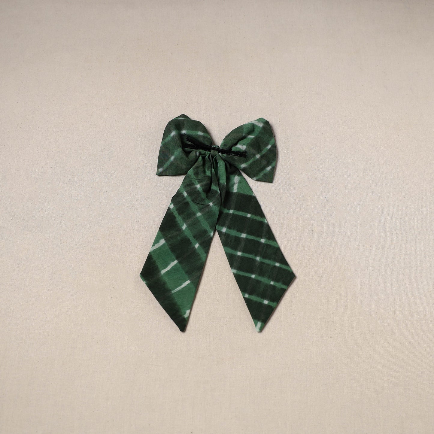 Green - handmade women’s bow hair clip 103 - handcrafted