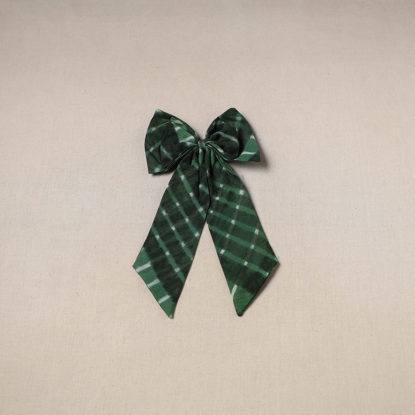 Green - handmade women’s bow hair clip 103 - handcrafted