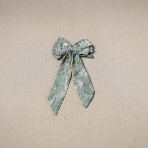 Green - handmade women’s bow hair clip 105 - handcrafted