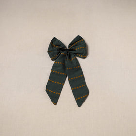 Green - handmade women’s bow hair clip 108 - handcrafted