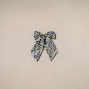 Green - handmade women’s bow hair clip 117 - handcrafted