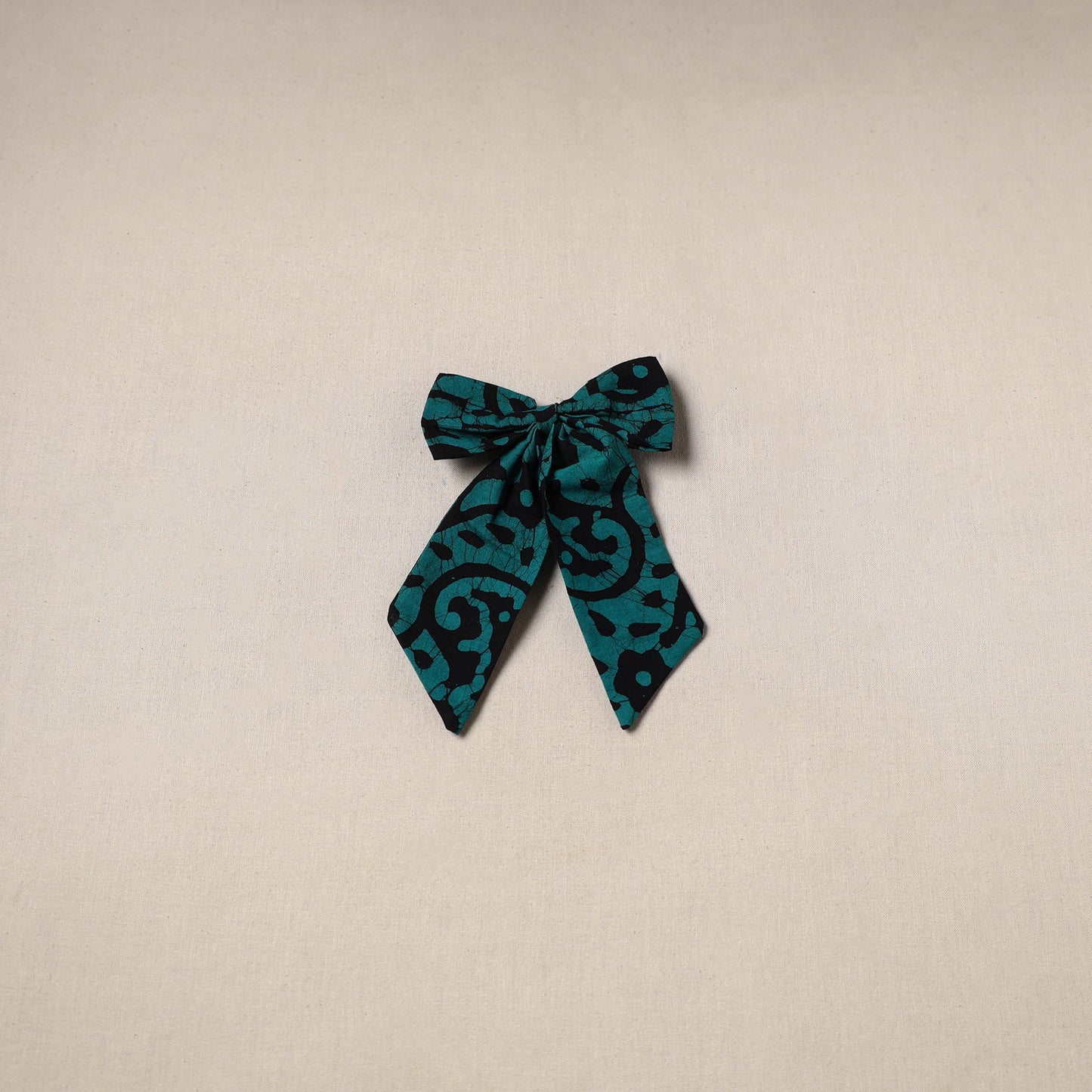Green - handmade women’s bow hair clip 72 - handcrafted