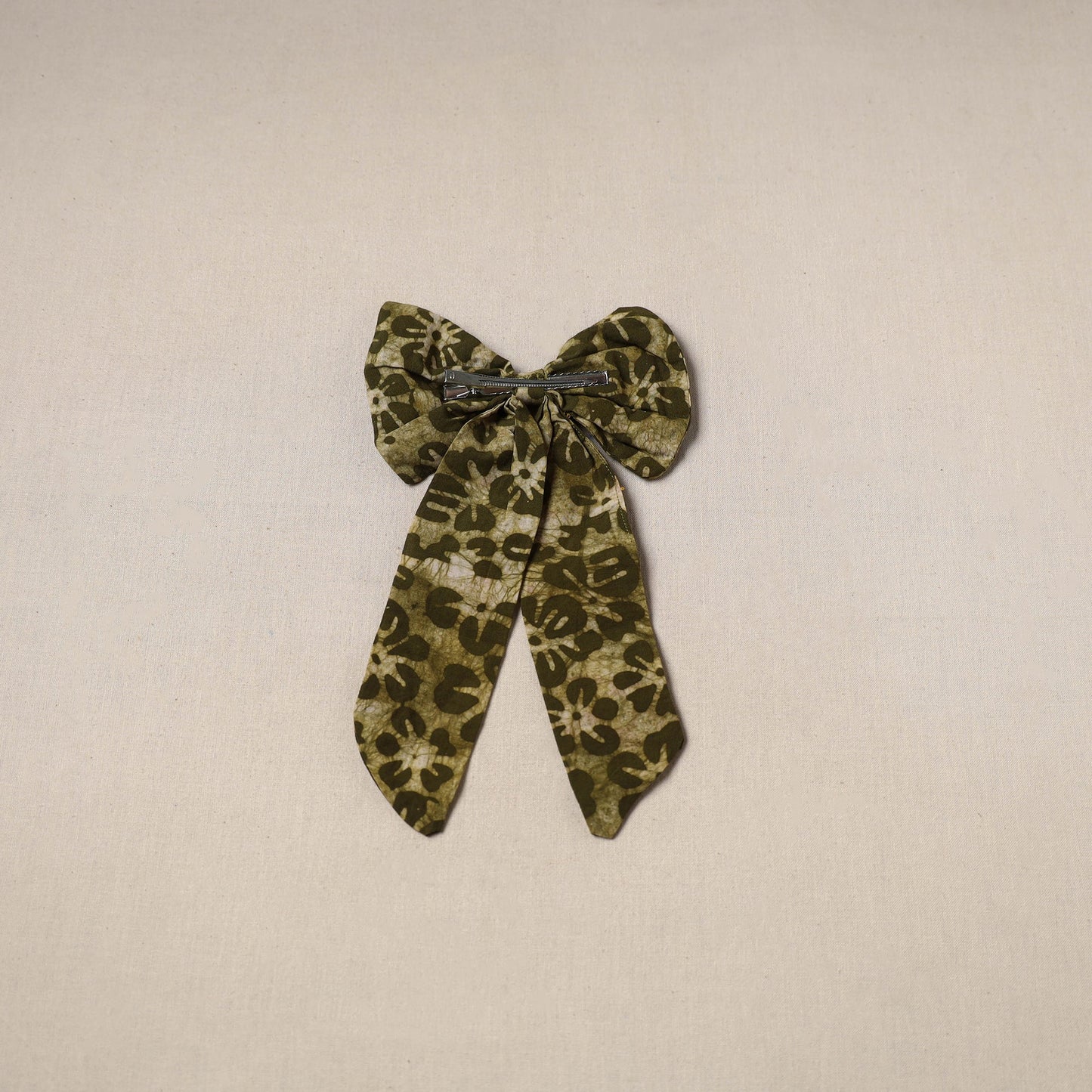Green - handmade women’s bow hair clip 90 - handcrafted