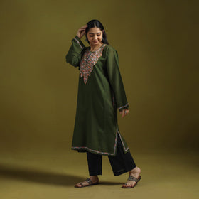 Handwoven aari hand embroidered kashmiri pure wool pheran