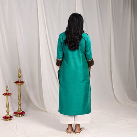 Green Haniya Slub Silk Straight Plain Kurta with Patchwork 