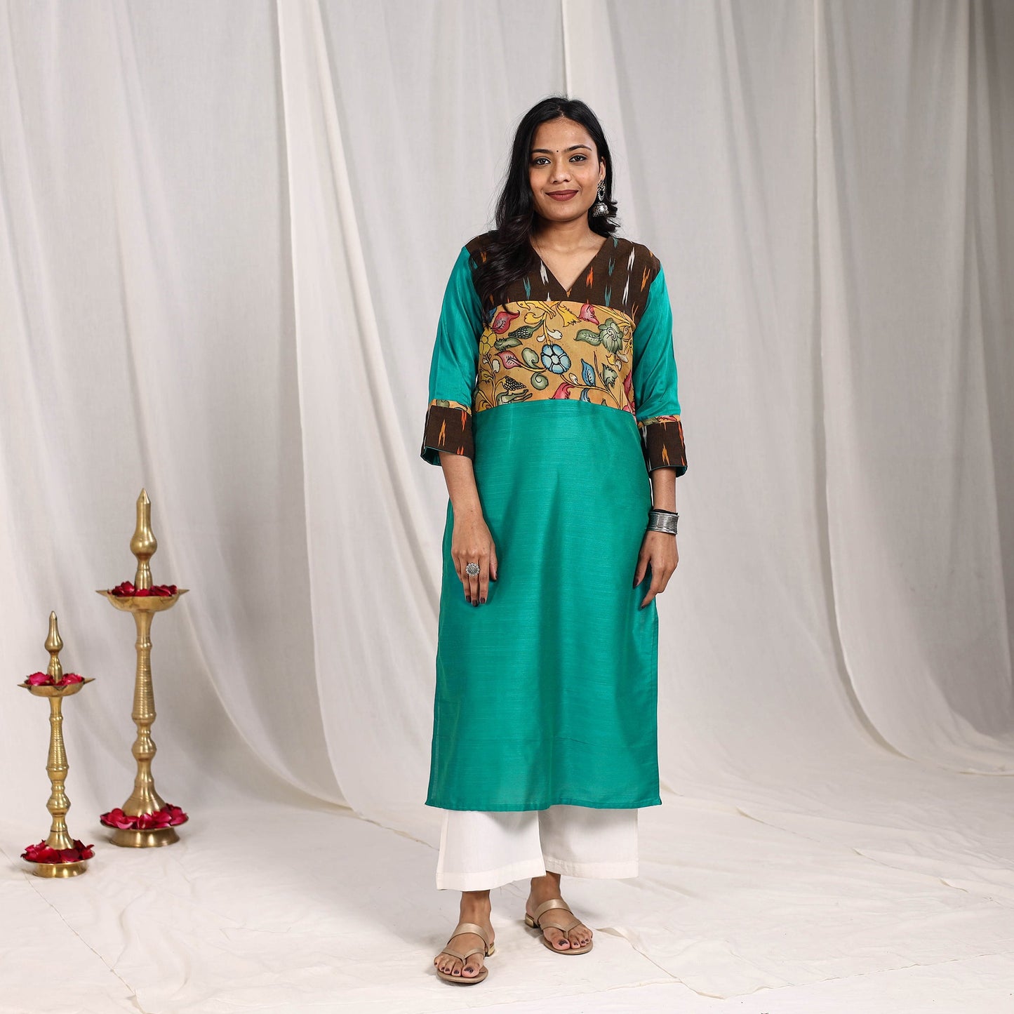 Green Haniya Slub Silk Straight Plain Kurta with Patchwork 