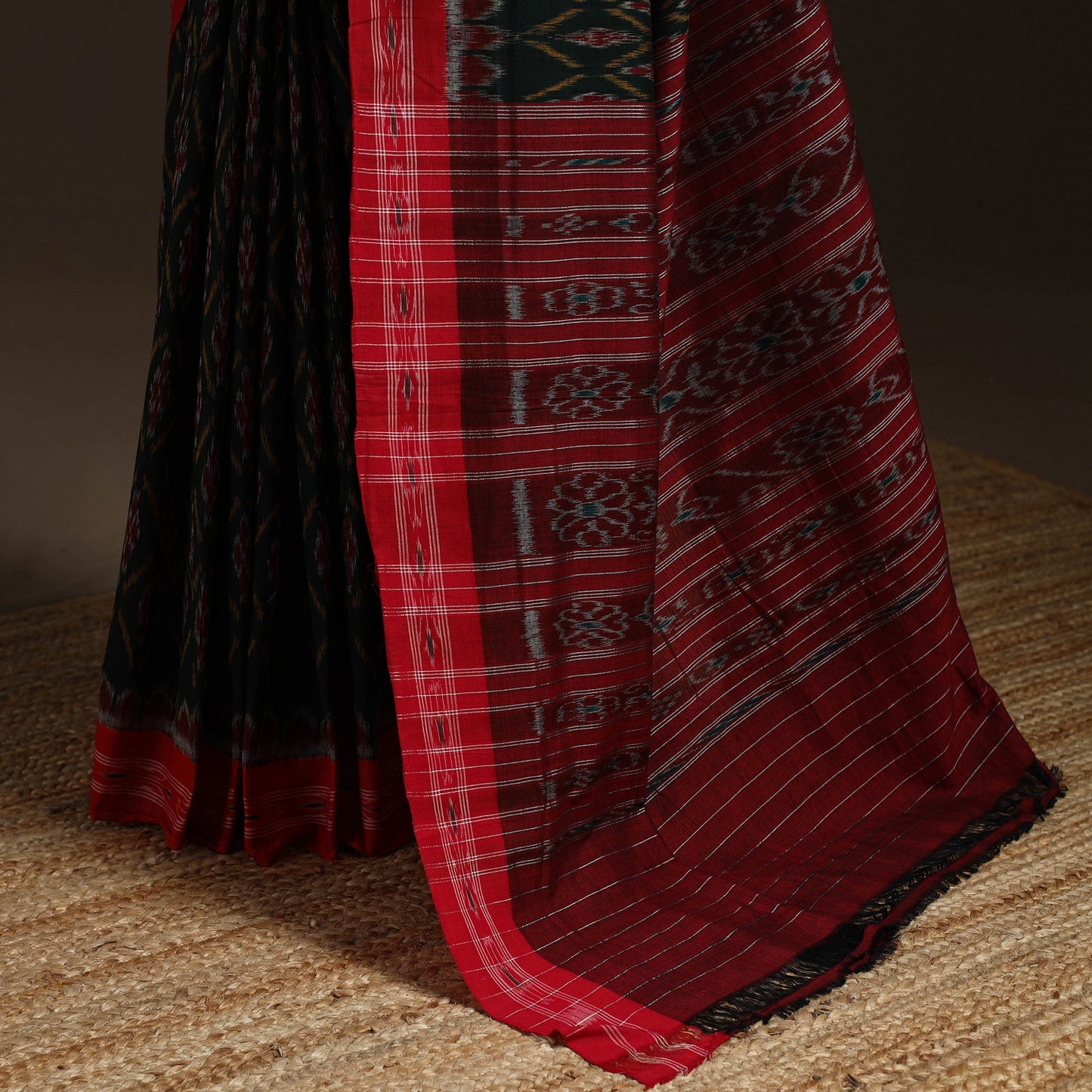 Ikat handloom cotton sambalpuri saree 08 - handcrafted