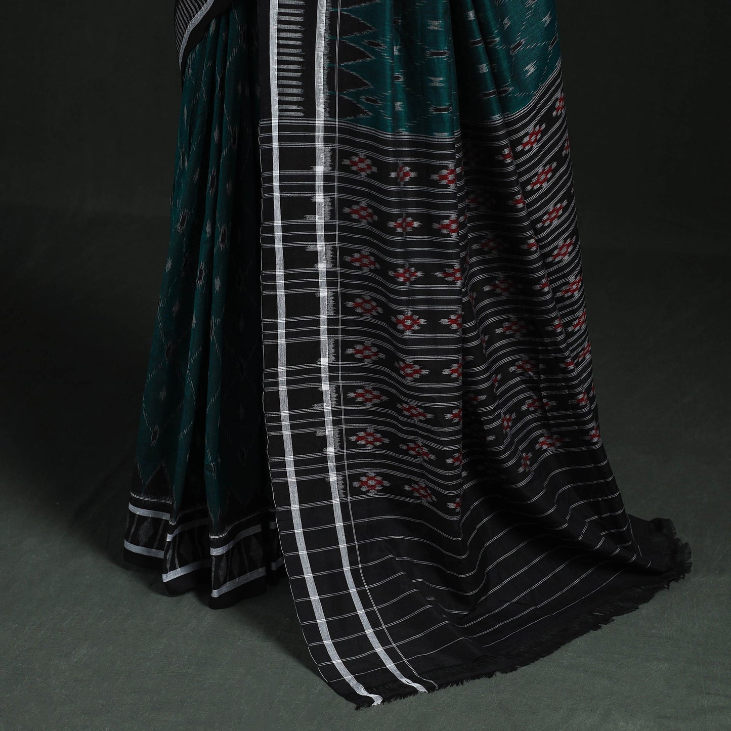 Ikat handloom cotton sambalpuri saree 21 - handcrafted