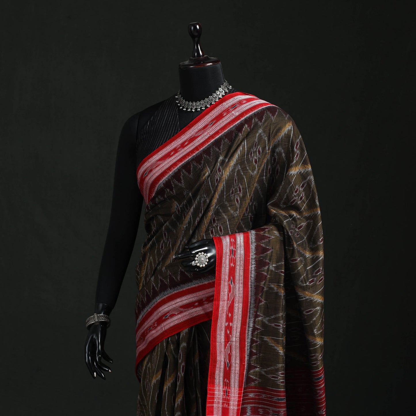 Ikat handloom cotton sambalpuri saree 24 - handcrafted