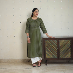 Green - Jacquard Cotton Pintuck Straight Kurta 22