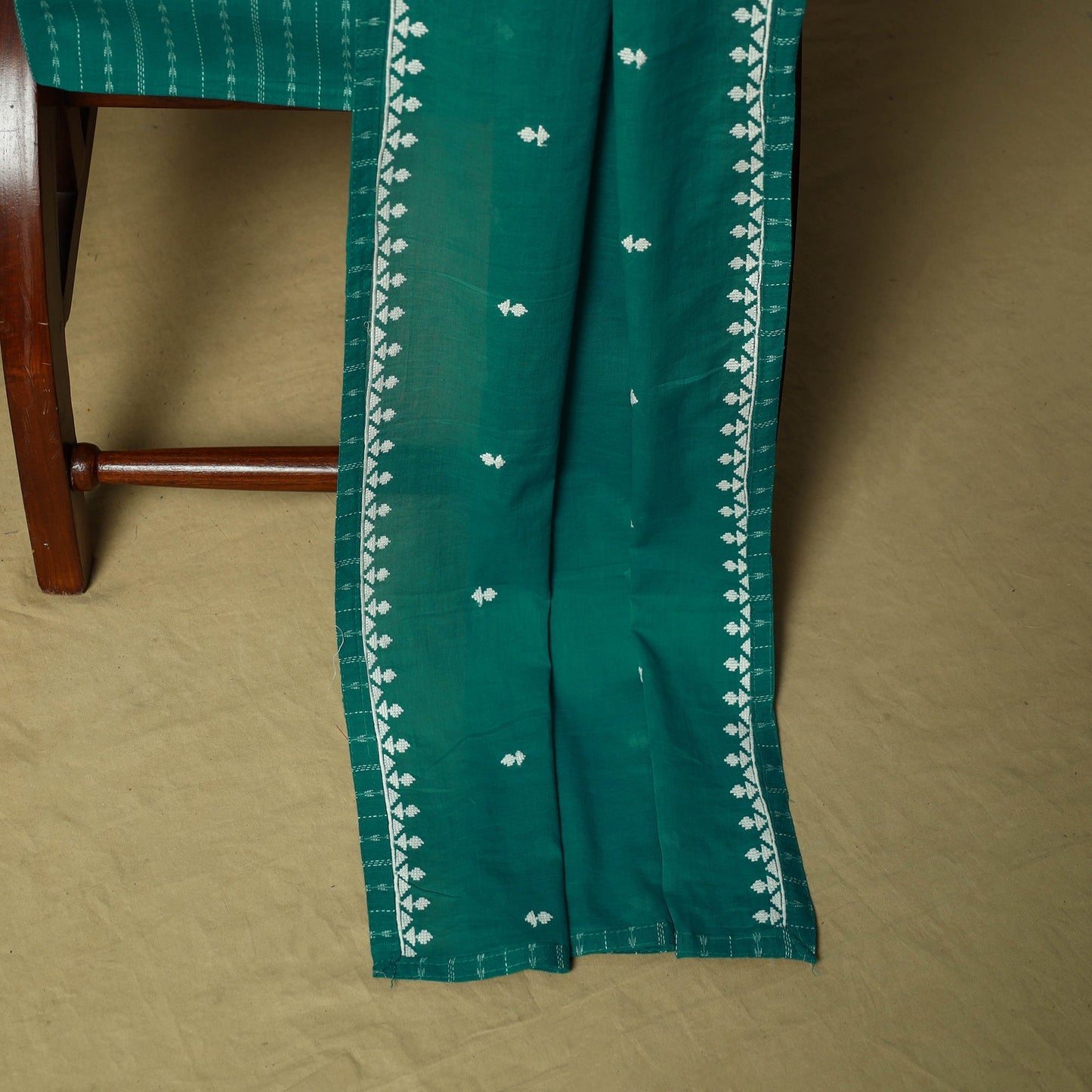 Jacquard embroidered cotton 3pc unstitched dress material