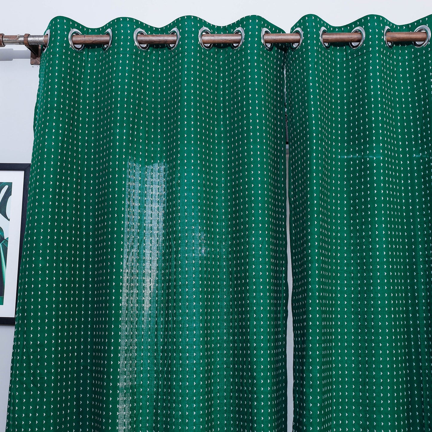 Green - jacquard weave cotton window curtain (5 x 3 feet)