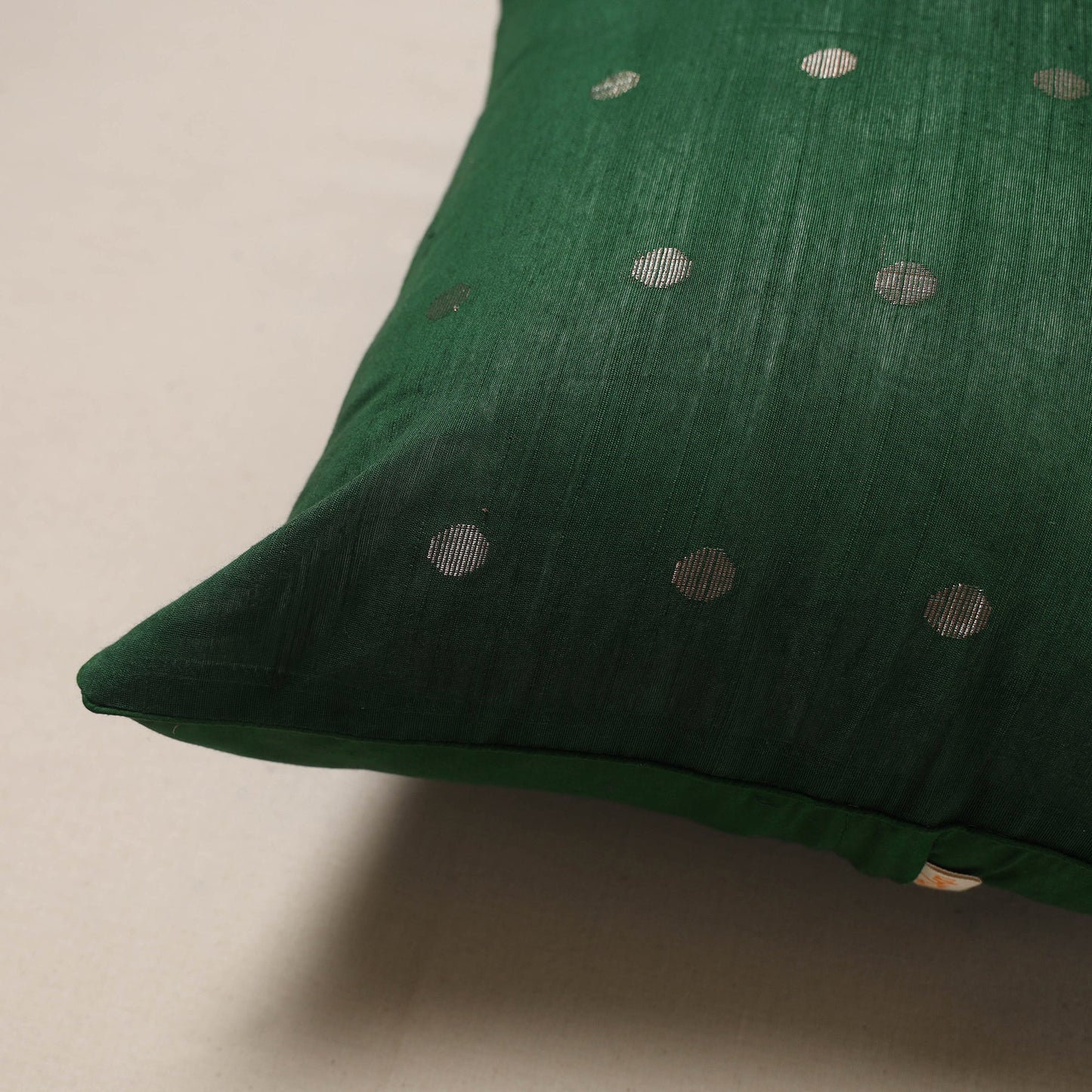 Jacquard weave cushion cover 32 - handcrafted