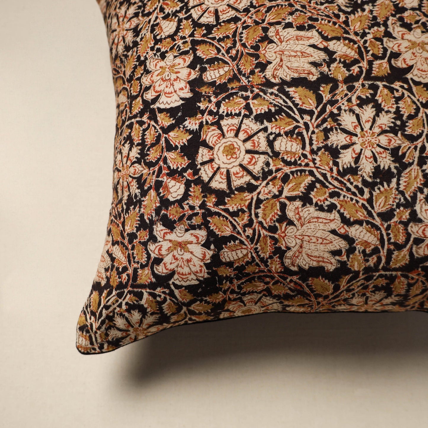 Kalamkari cotton cushion cover 47 - handcrafted