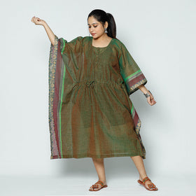 Buy Kanchipuram Checks Cotton Kaftan with Tie-Up Waist (Medium) Online at iTokri.com