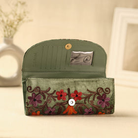  Green Kashmiri Crewel Hand Embroidery Velvet Travel Wallet