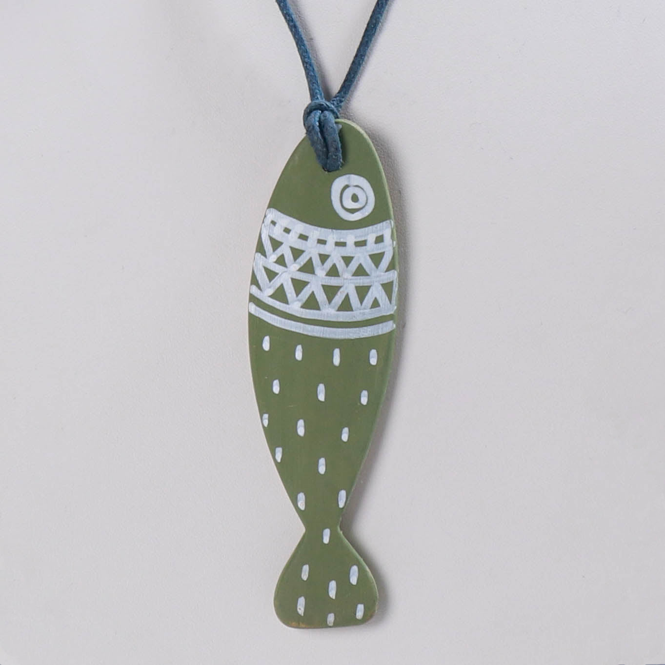 Shop Kerala Hand Painted Bamboo Fish Necklace| iTokri