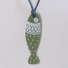 Shop Kerala Hand Painted Bamboo Fish Necklace| iTokri