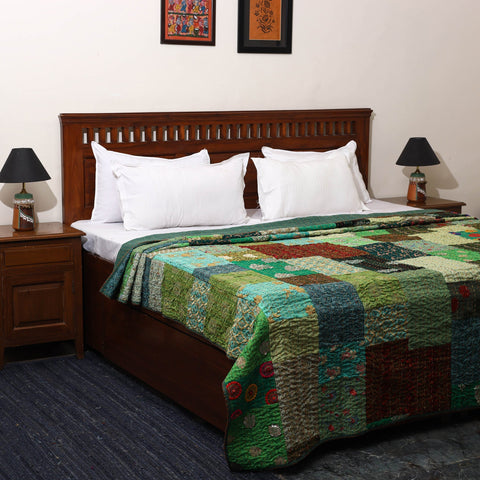 Khambadiya tagai patchwork quilt / gudri / blanket (108 x