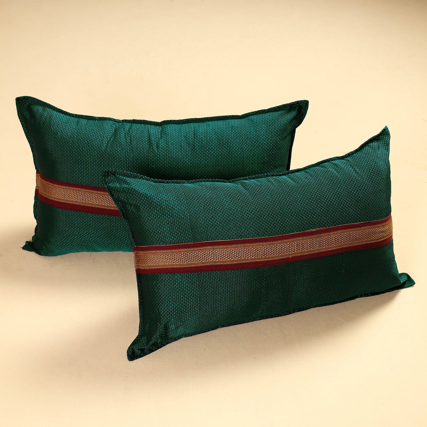 Green - Khun Weave Cotton Pillow Covers (Set of 2)