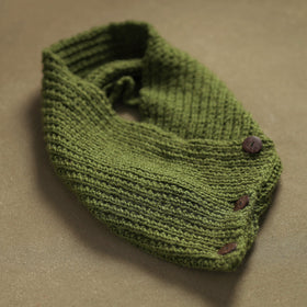 Green - kumaun hand knitted woollen button cowl 35