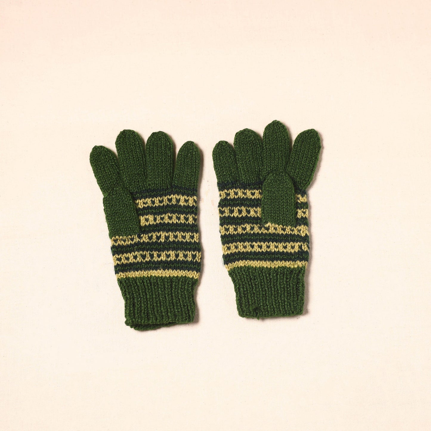 Green Kumaun Hand Knitted Woollen Hand Gloves (Adult)