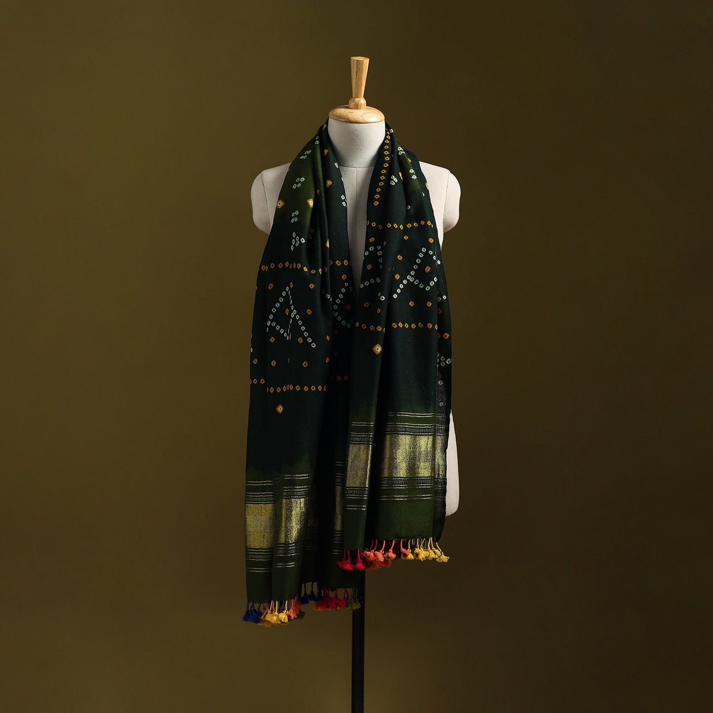 Green - kutch bandhani handwoven merino wool shawl 41