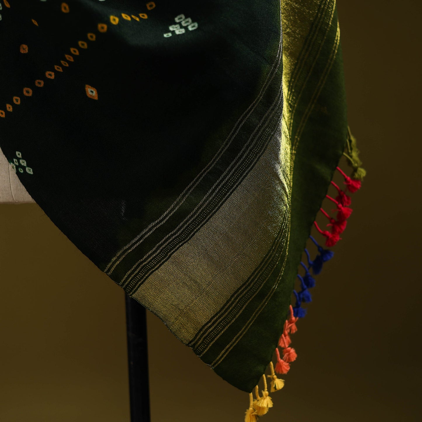 Green - kutch bandhani handwoven merino wool shawl 41