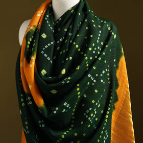 Kutch bandhani handwoven merino wool shawl with zari patta