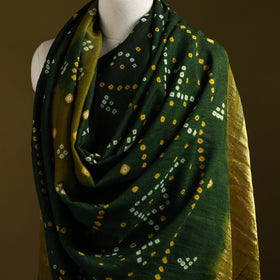 Kutch bandhani handwoven merino wool shawl with zari patta