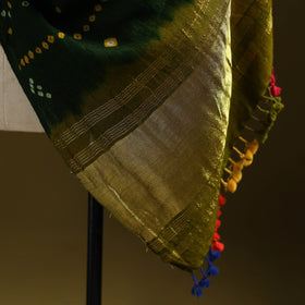 Kutch bandhani handwoven merino wool shawl with zari patta