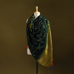 Kutch bandhani handwoven merino wool shawl with zari patta
