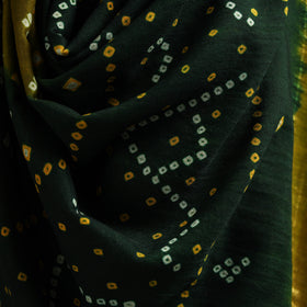Kutch bandhani handwoven merino wool shawl with zari patta