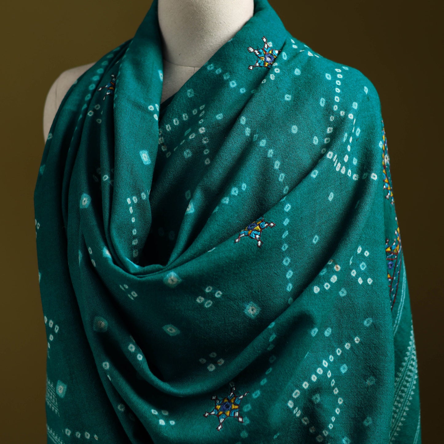 Green - kutch bandhani handwoven neran hand embroidery