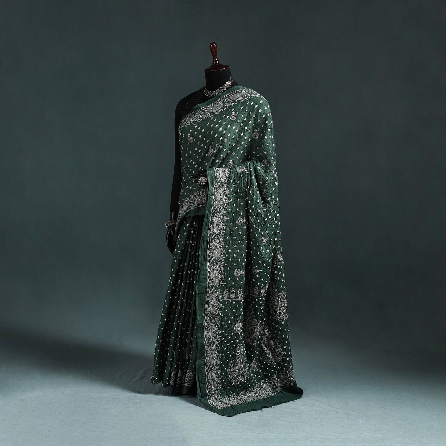 Kutch bandhani tie-dye cotton saree 23 - handcrafted