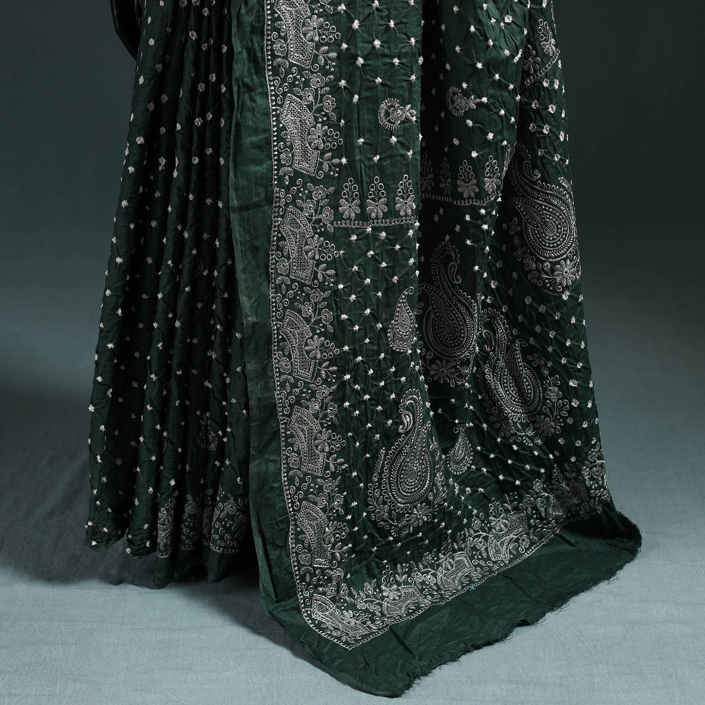 Kutch bandhani tie-dye cotton saree 23 - handcrafted