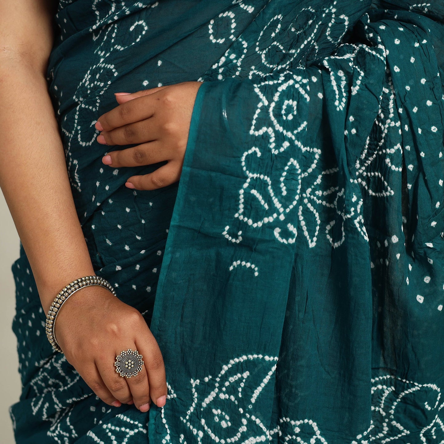 Green - Kutch Bandhani Tie-Dye Cotton Saree with Blouse Piece