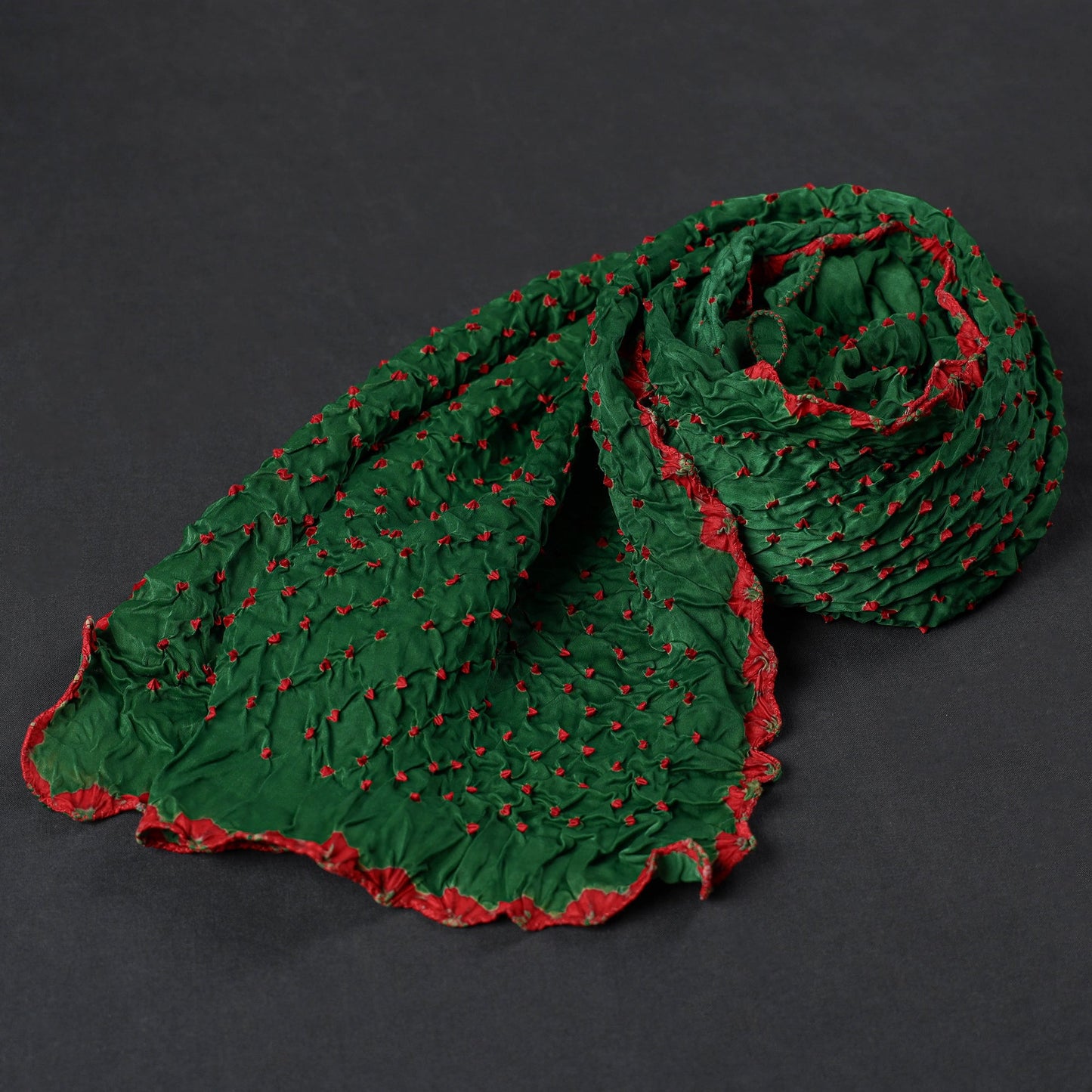 Kutch Bandhani Silk Stole - Tie-Dye Artistry