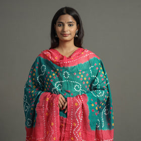 Buy Kutch Bandhani Tie-Dye Mul Cotton Dupatta 110 Online at iTokri.com