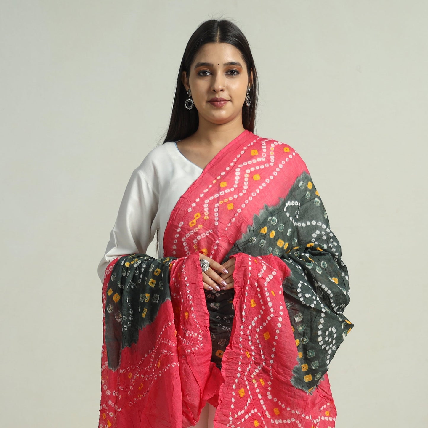  Kutch Bandhani Tie-Dye Mul Cotton Dupatta 27 