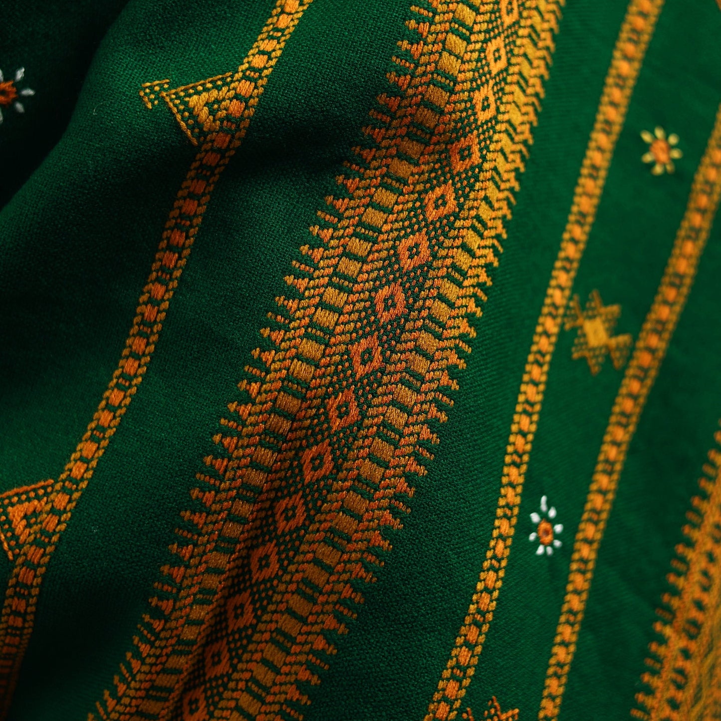 Kutch bhujodi handwoven mirror work wool shawl 24