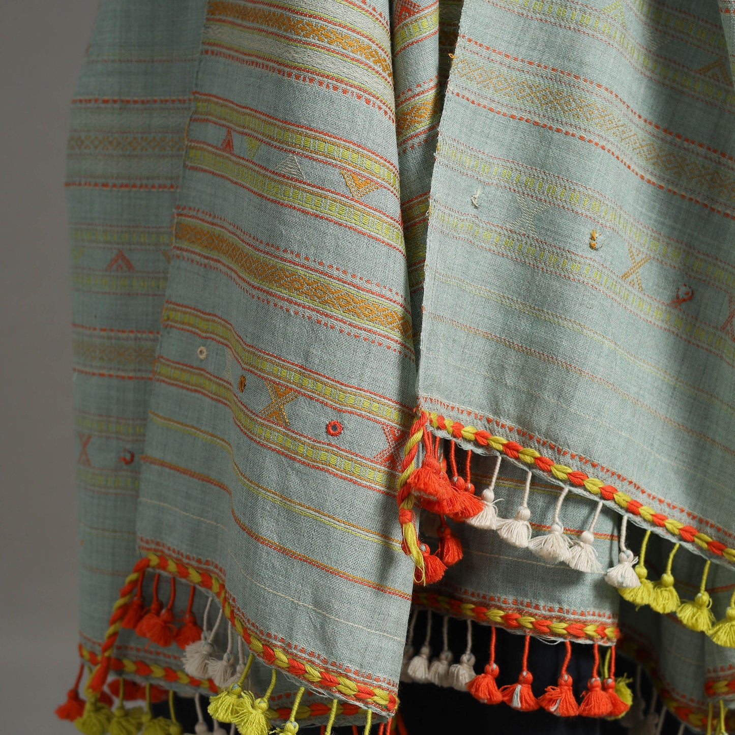 Green - Kutch Embroidery Mirror Work Handwoven Woolen Shawl 15