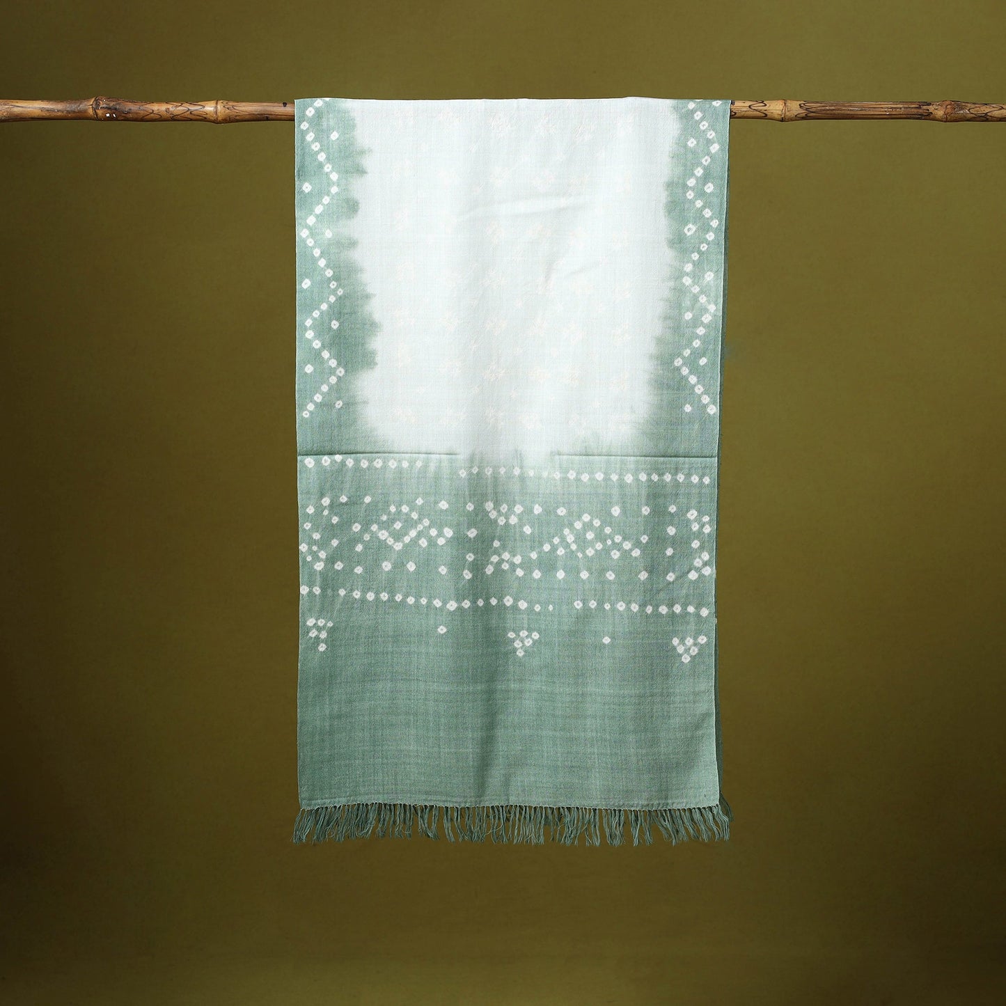 Kutch handwoven bagida merino wool tie-dye bandhani stole