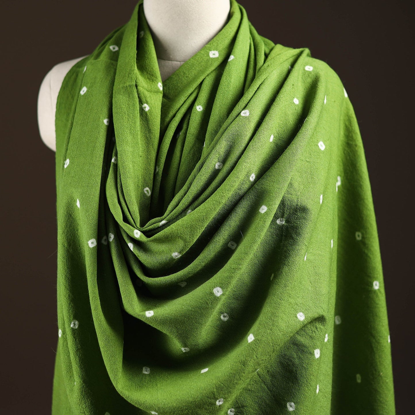 Kutch handwoven merino wool bandhani tie-dye shawl 85