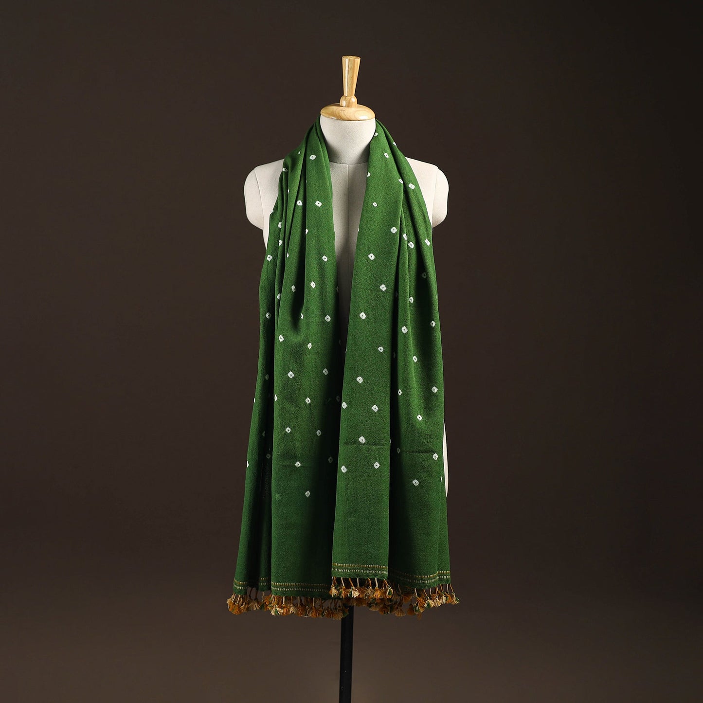 Kutch handwoven merino wool bandhani tie-dye shawl 91