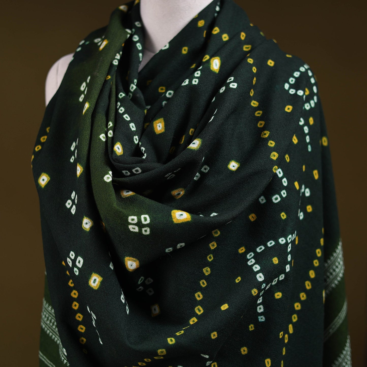 Kutch handwoven merino wool tie-dye bandhani shawl 11