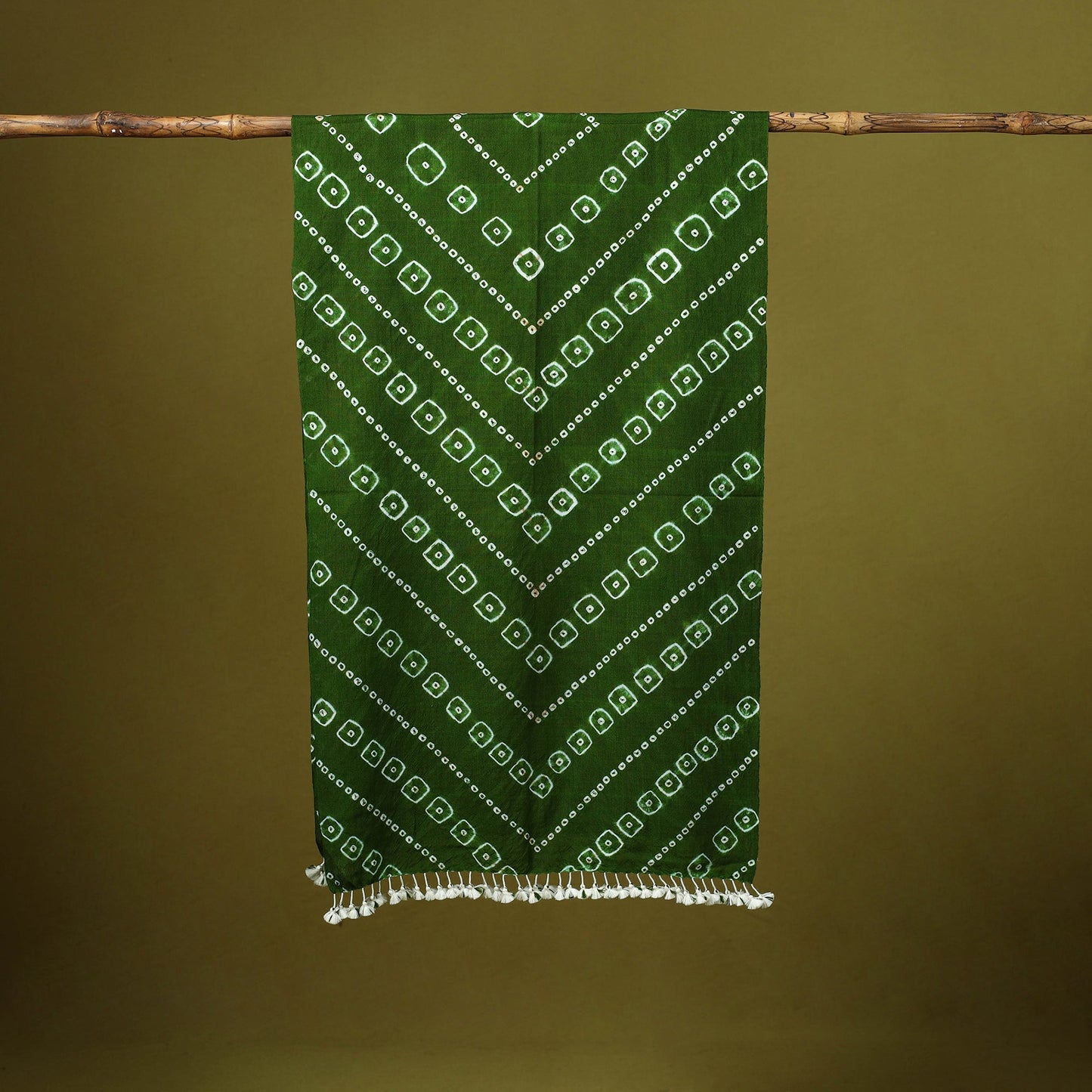 Kutch handwoven merino wool tie-dye bandhani stole 38