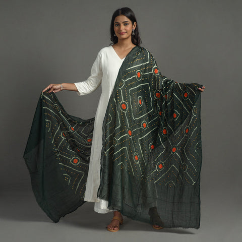Buy Kutch Bandhani Dupatta Online l iTokri.com
