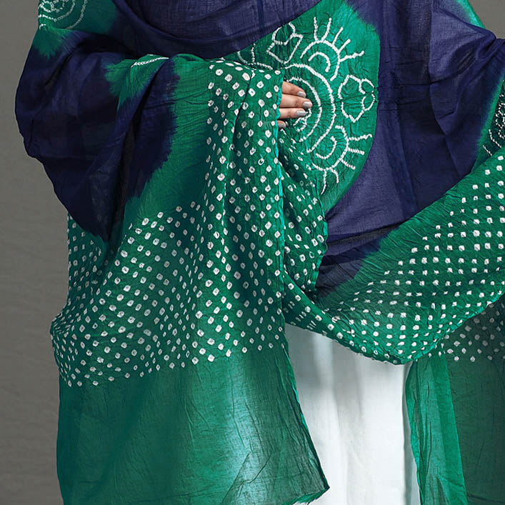  Kutch Bandhani Dupatta Online in India