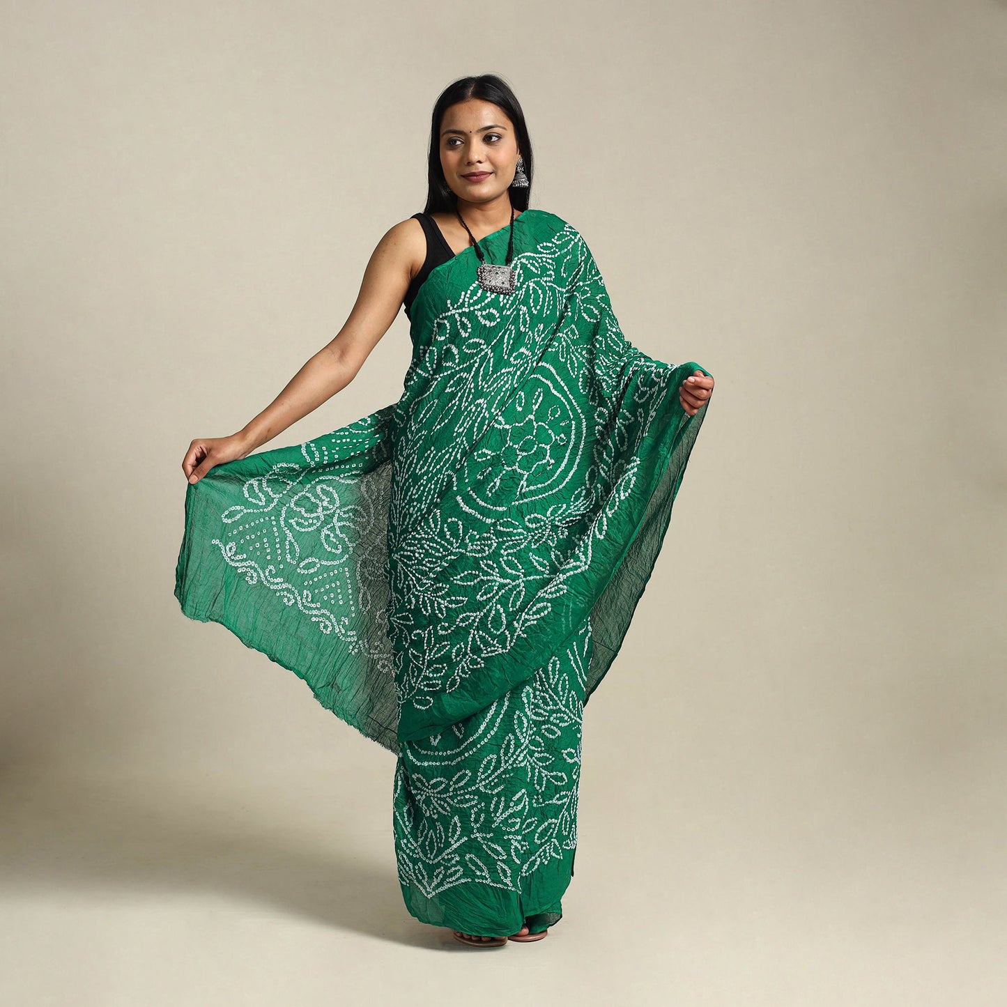 Green - kutch tie-dye cotton bandhani saree 18 - handcrafted